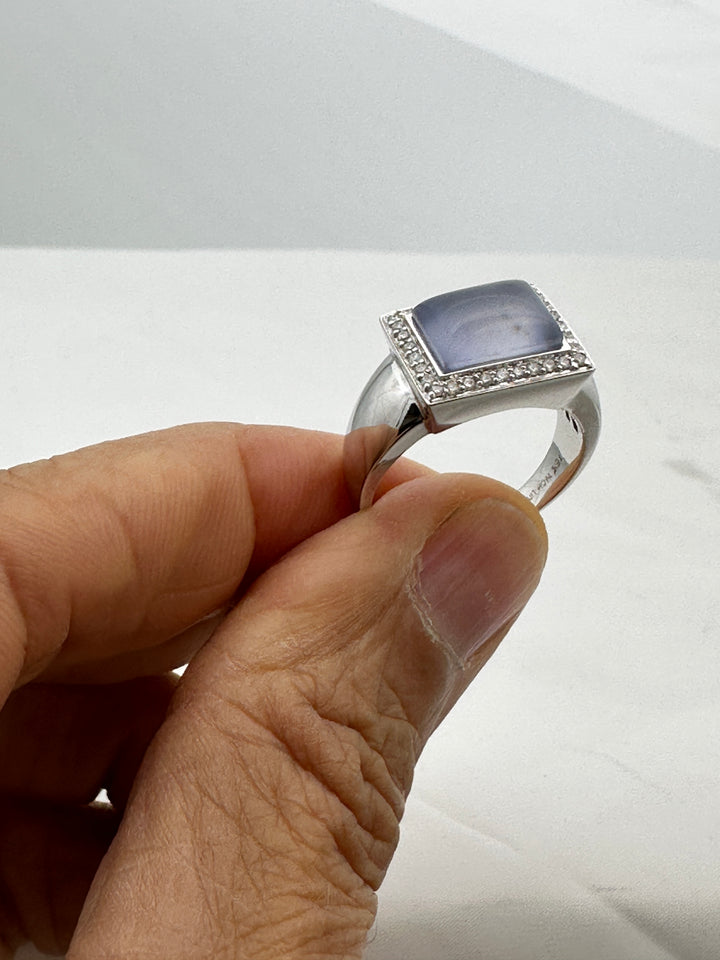 18 karat Chalcedony Cabochon and Diamond Halo Ring
