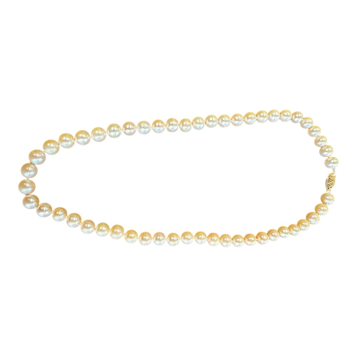 14 karat 8 1/2 mm Cultured, Pearl 18 inch Strand
