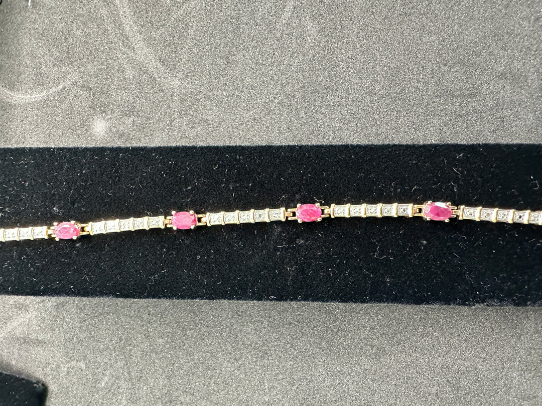 Genuine 1.25 Carats Ruby sterling gold link bracelet