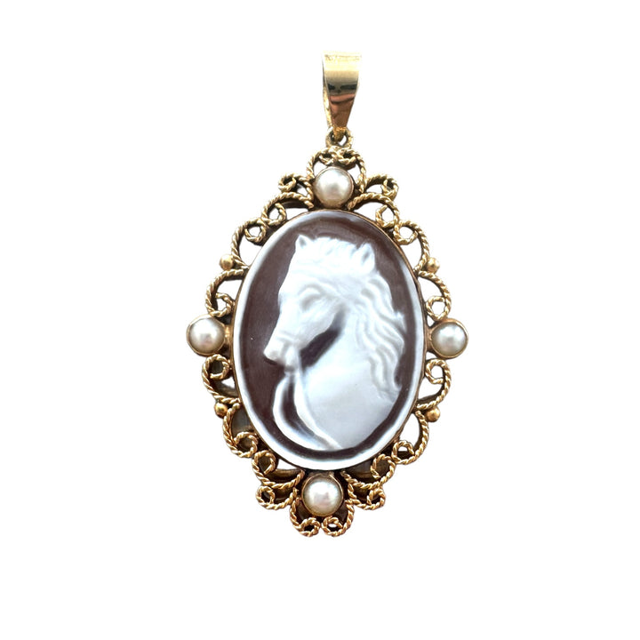 14kt Yellow Gold Horse Cameo with Pearls