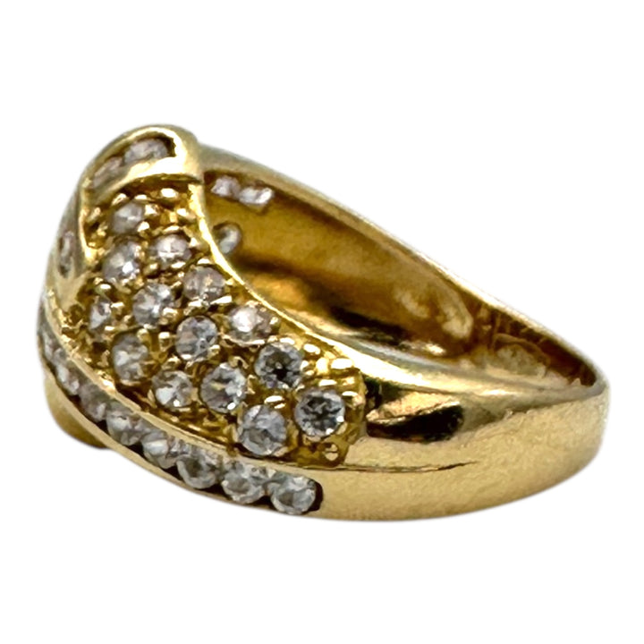18 Karat Yellow Gold, 1.30ct Diamond Dome Band Ring