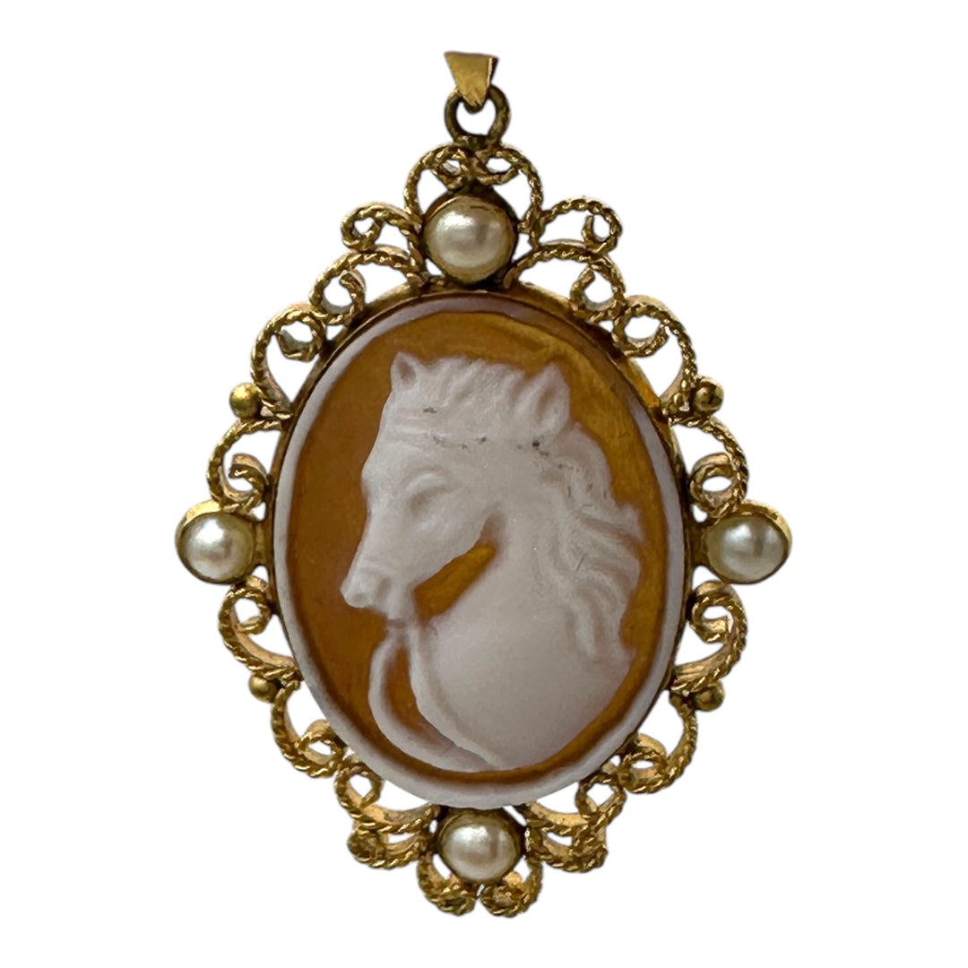 14kt Yellow Gold Horse Cameo with Pearls