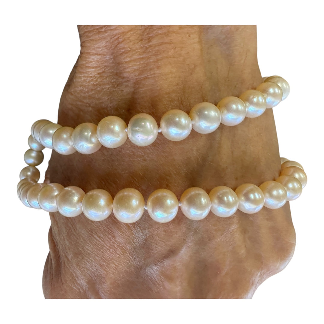 14 karat 8 1/2 mm Cultured, Pearl 18 inch Strand