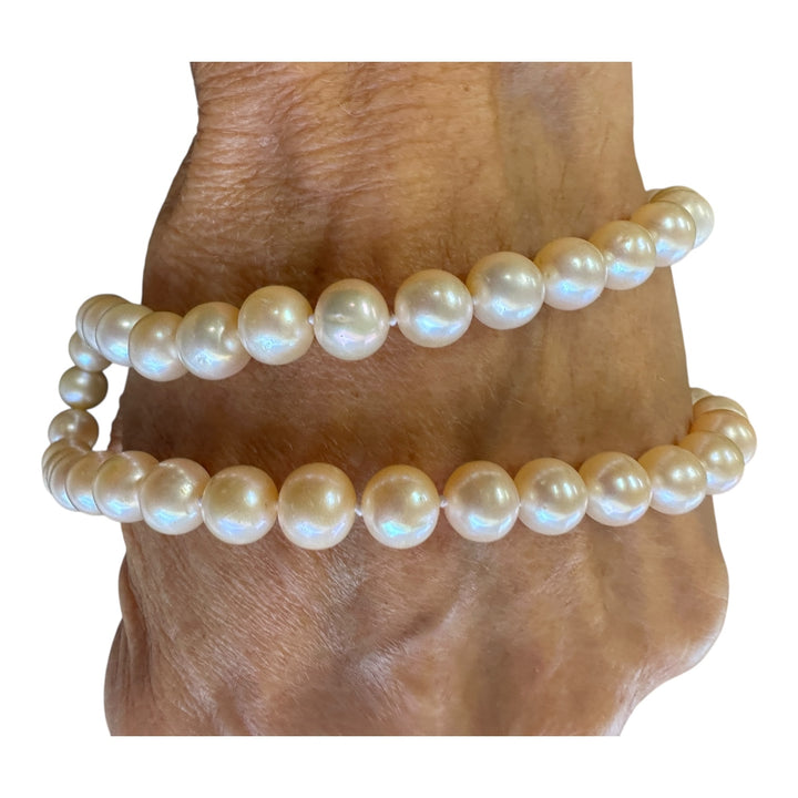14 karat 8 1/2 mm Cultured, Pearl 18 inch Strand