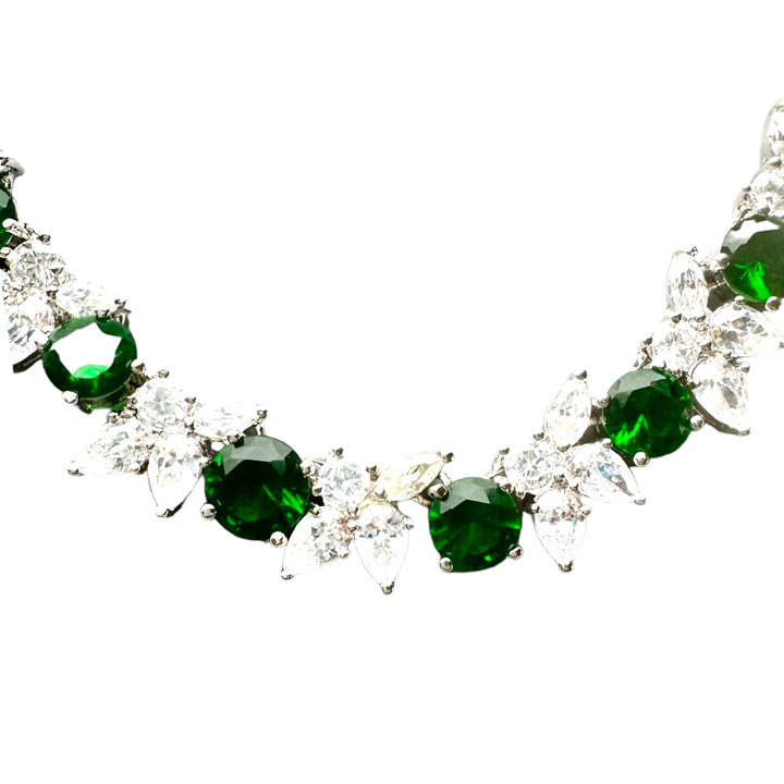 Sterling Silver 50cts Green Stone Infinity Necklace