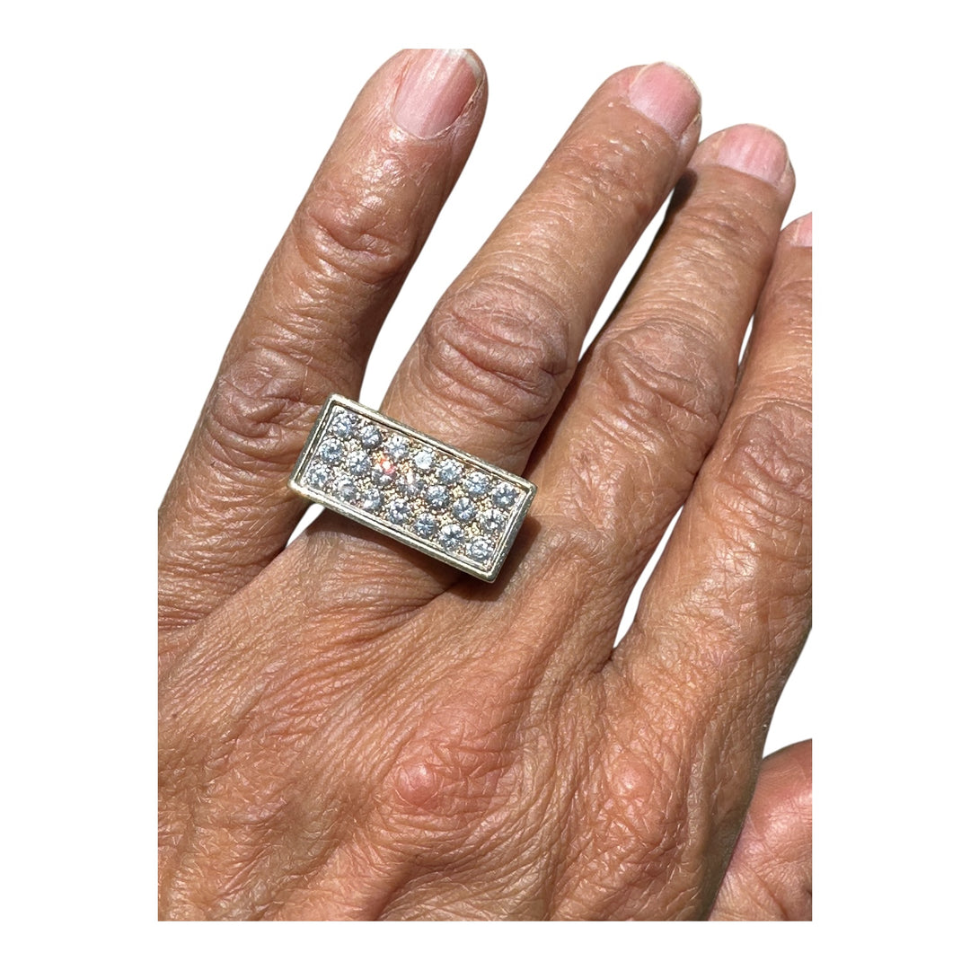 Contemporary 2 carat diamond band ring VS F-G