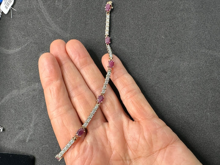 Genuine 1.25 Carats Ruby sterling gold link bracelet
