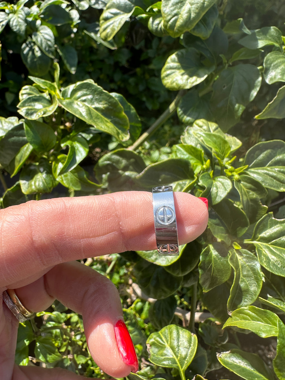 Inspired, Love Ring 18kt White Gold Ring, size 6 1/2