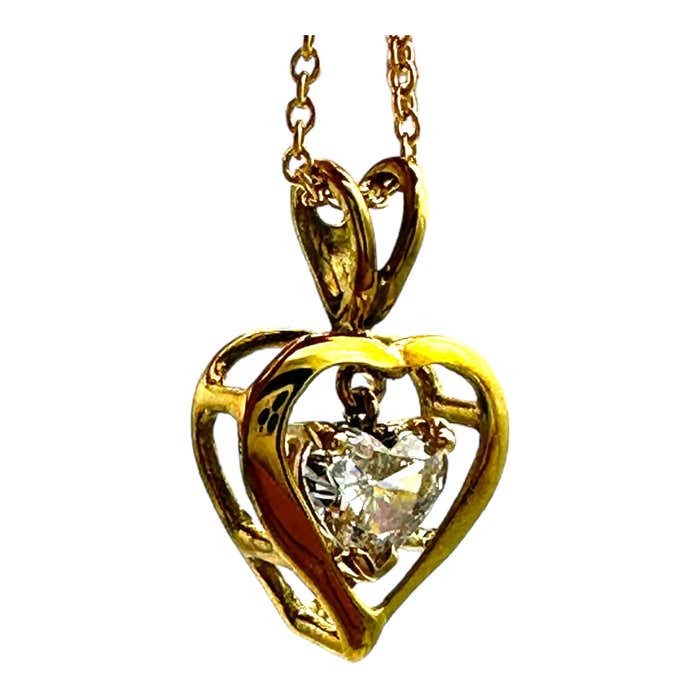 .35 ct Heart Diamond Pendant Yellow Gold VS Quality
