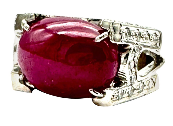 14 Karat White Gold 9ct Cabochon Ruby & Diamond Solitaire Ring