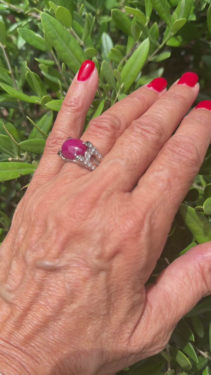 14 Karat White Gold 9ct Cabochon Ruby & Diamond Solitaire Ring