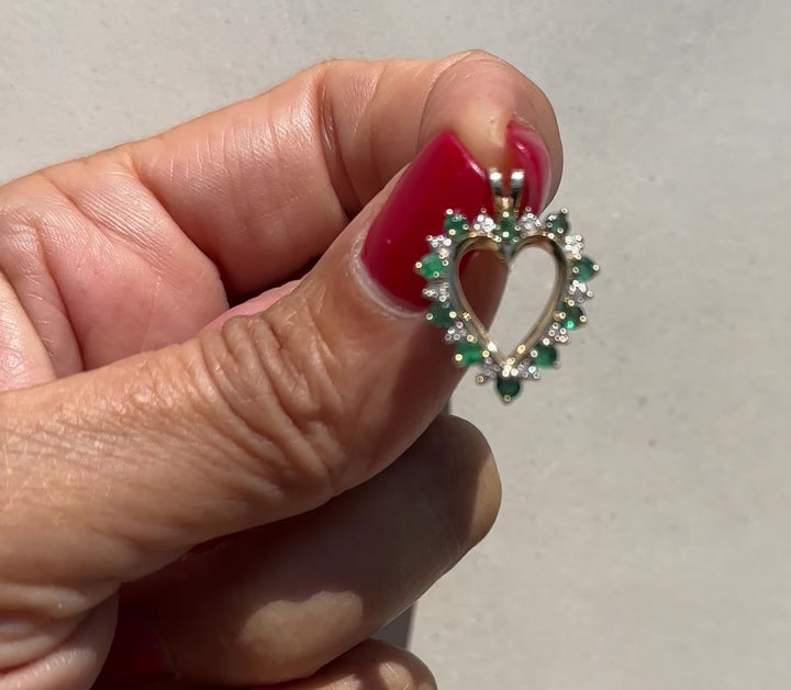 1.20 ctw Emerald and Diamond Heart Yellow Gold 10k