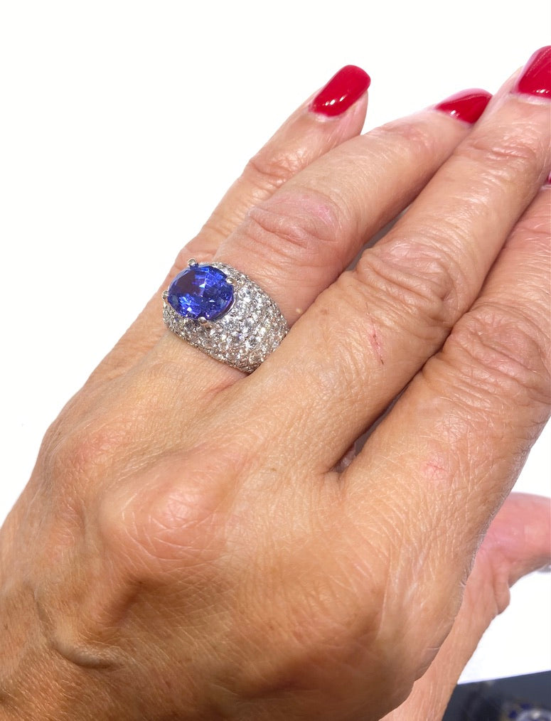18kt Diamond & Tanzanite Band Ring 8.90 TCW