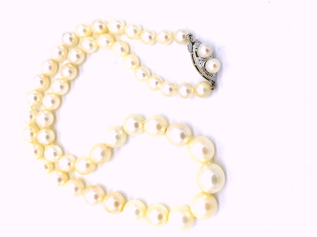 Choker AAA Pearl Strand Graduated 9.20 mm 14 kt Gold