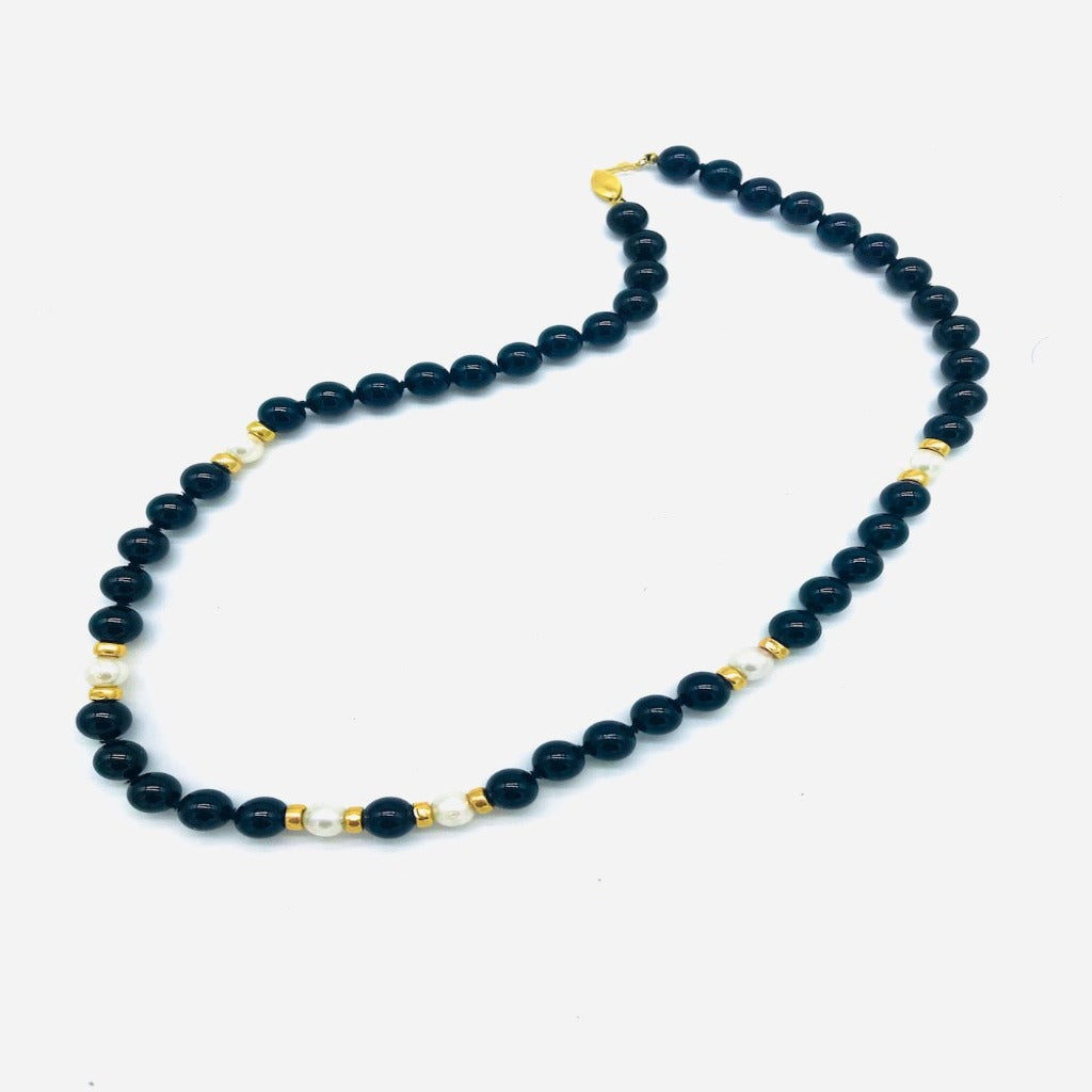 Black Onyx and Pearl Bead Necklace 14kt Bead 18"