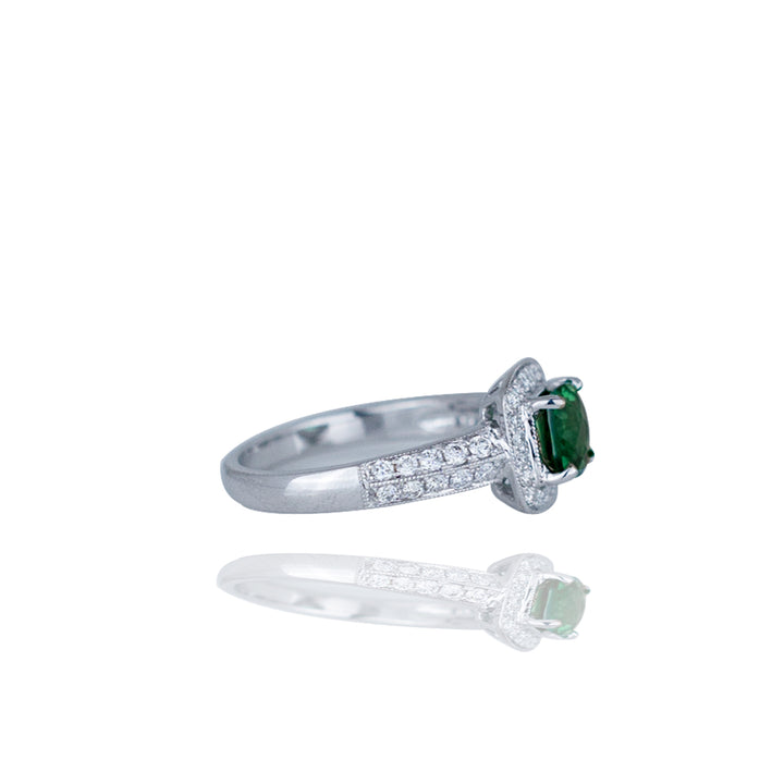 14kt White Gold Diamond Green Stone Engagement Halo Ring .40 Carat