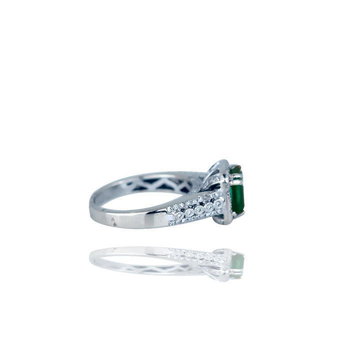 14 Karat White gold 3.25 ctw Colombian Emerald and Diamond Ring