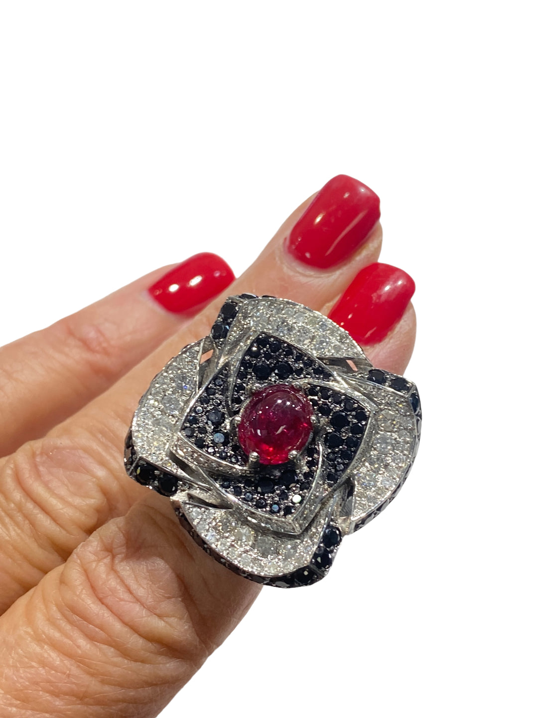 18Kt Ruby & Diamond Large Flower Ring with Black Spinel 9 Carats