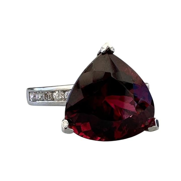 11.00 ct Trillion Rhodolite Garnet, 0.50 ct Diamond Ring in 14 Karat White Gold