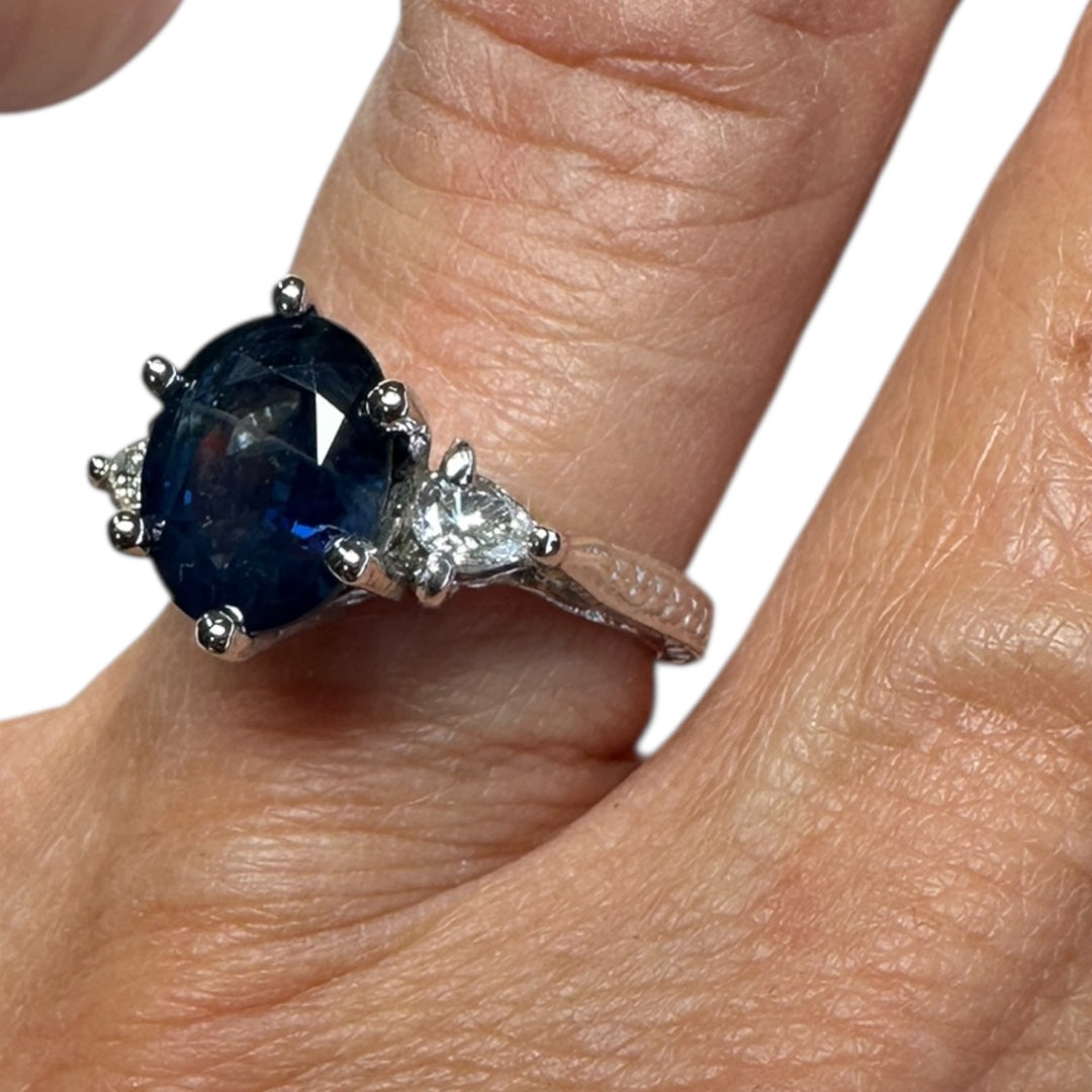 14 Karat 3-stone Oval 3.55 Carat Natural Sapphire and Diamond Ring