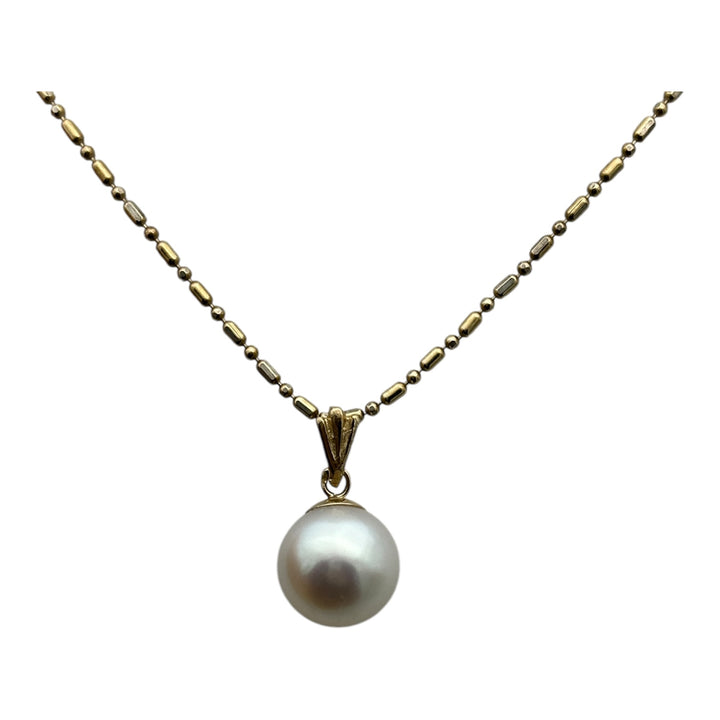 14 karat yellow gold, 10 mm pearl pendant