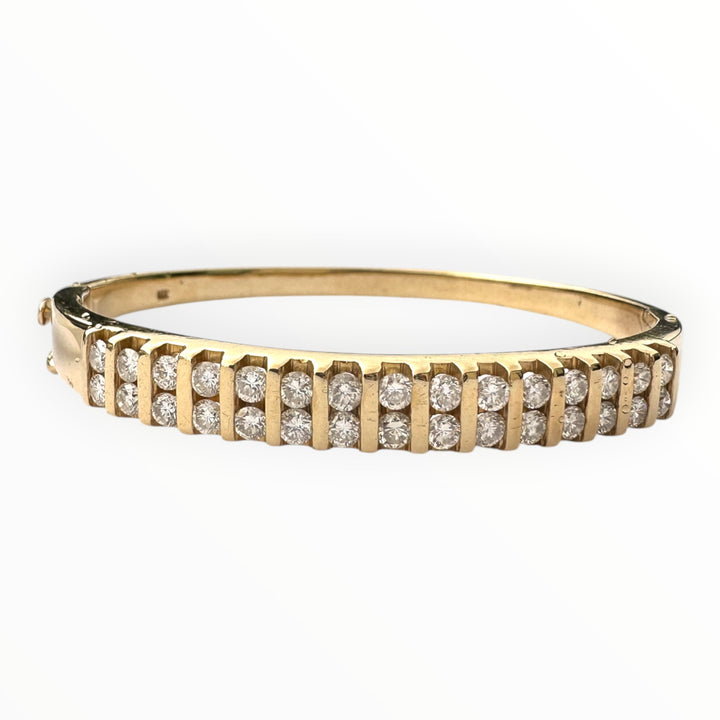 14 karat Gold Two-Row Round Brilliant Diamond Channel Bangle Bracelet, 3.00 Carats