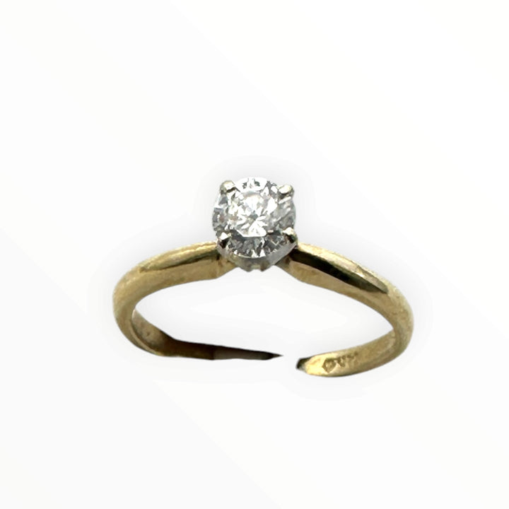 14K Yellow Gold 0.21 Carat Round Brilliant Diamond Solitaire Engagement Ring