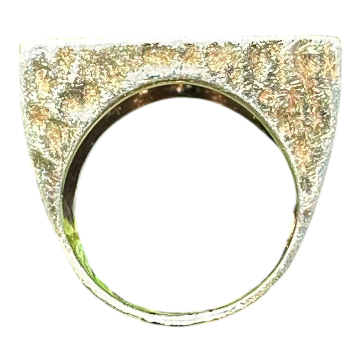 Contemporary 2 carat diamond band ring VS F-G