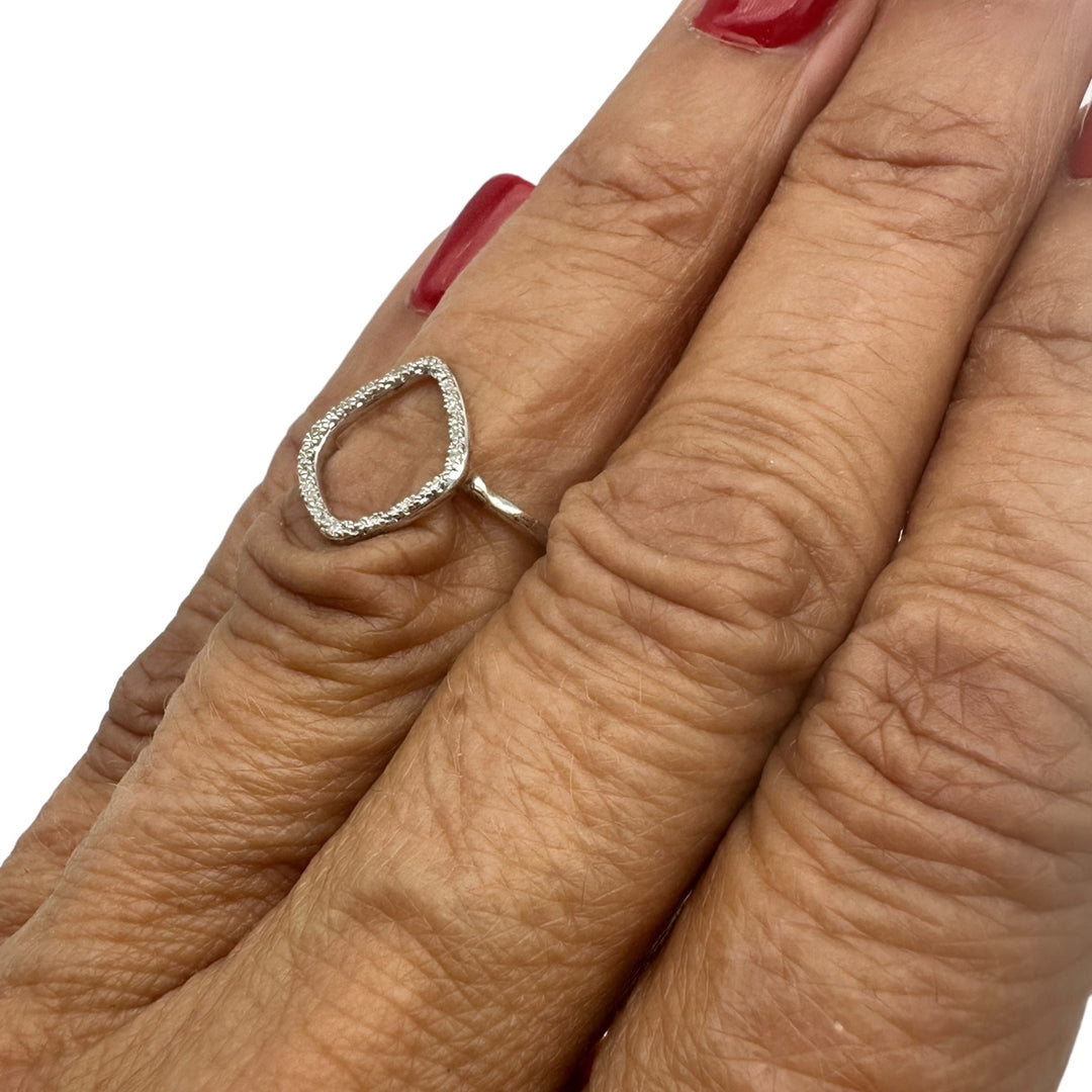 14kt Abstract .10 Diamond Ring white Gold
