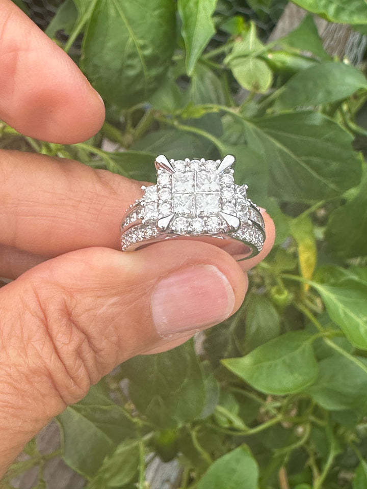14 carat white gold 3.50 carat princess diamond ring