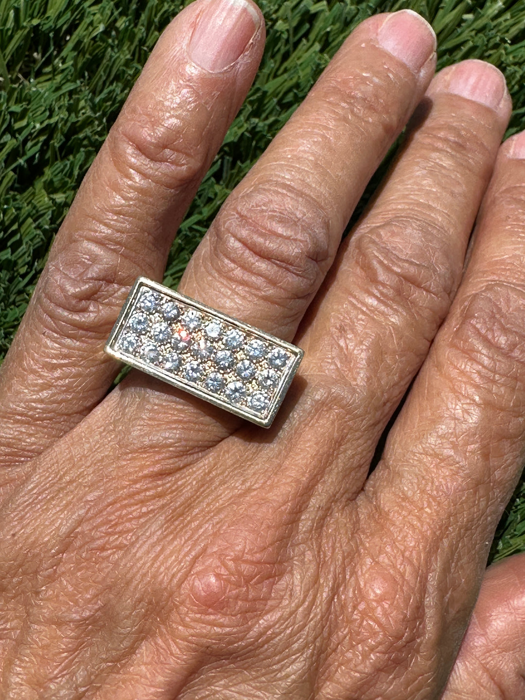 Contemporary 2 carat diamond band ring VS F-G