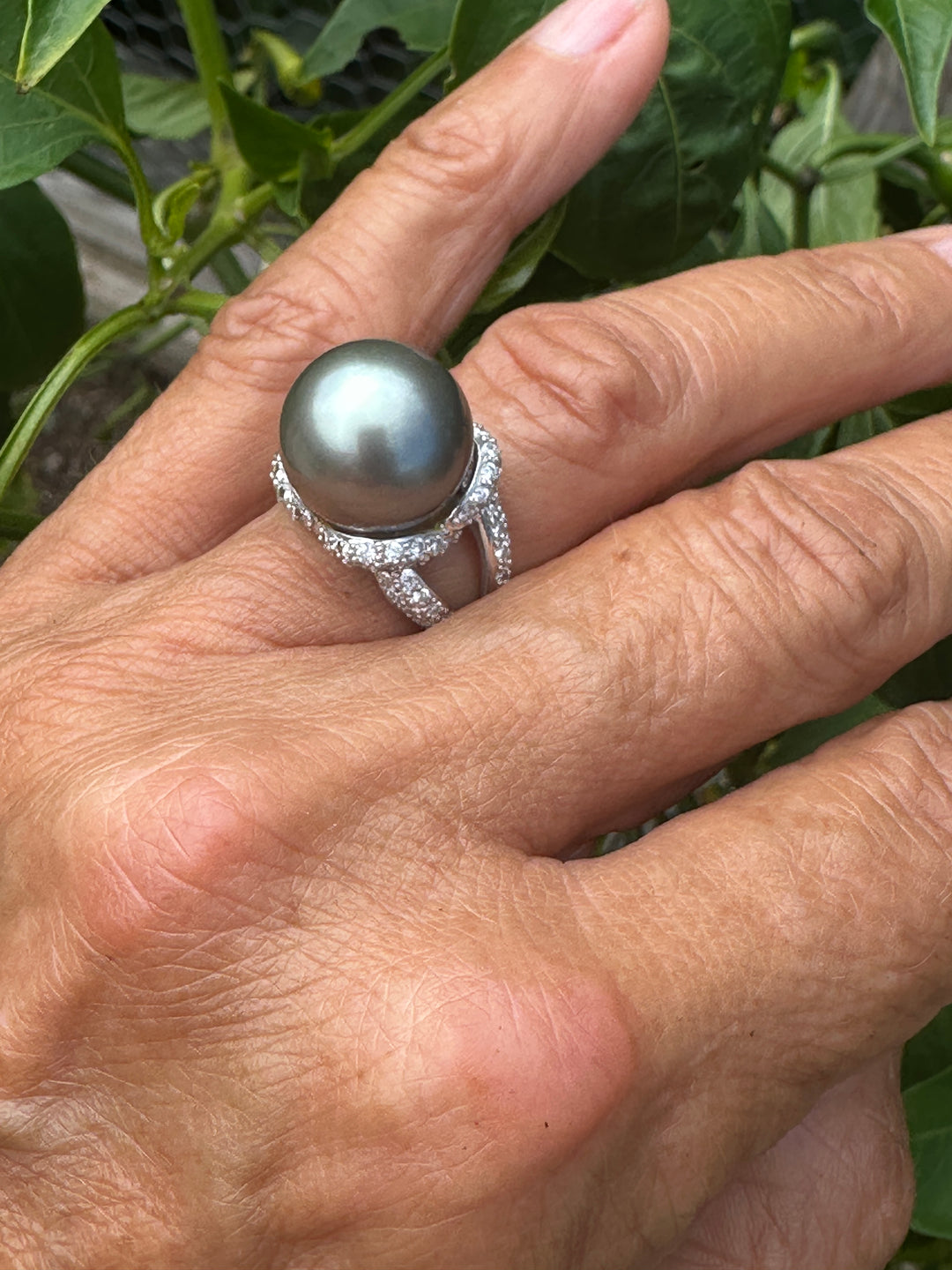 AAA Diamond and Gray 14.5mm Tahitian Pearl 1 ct Ring