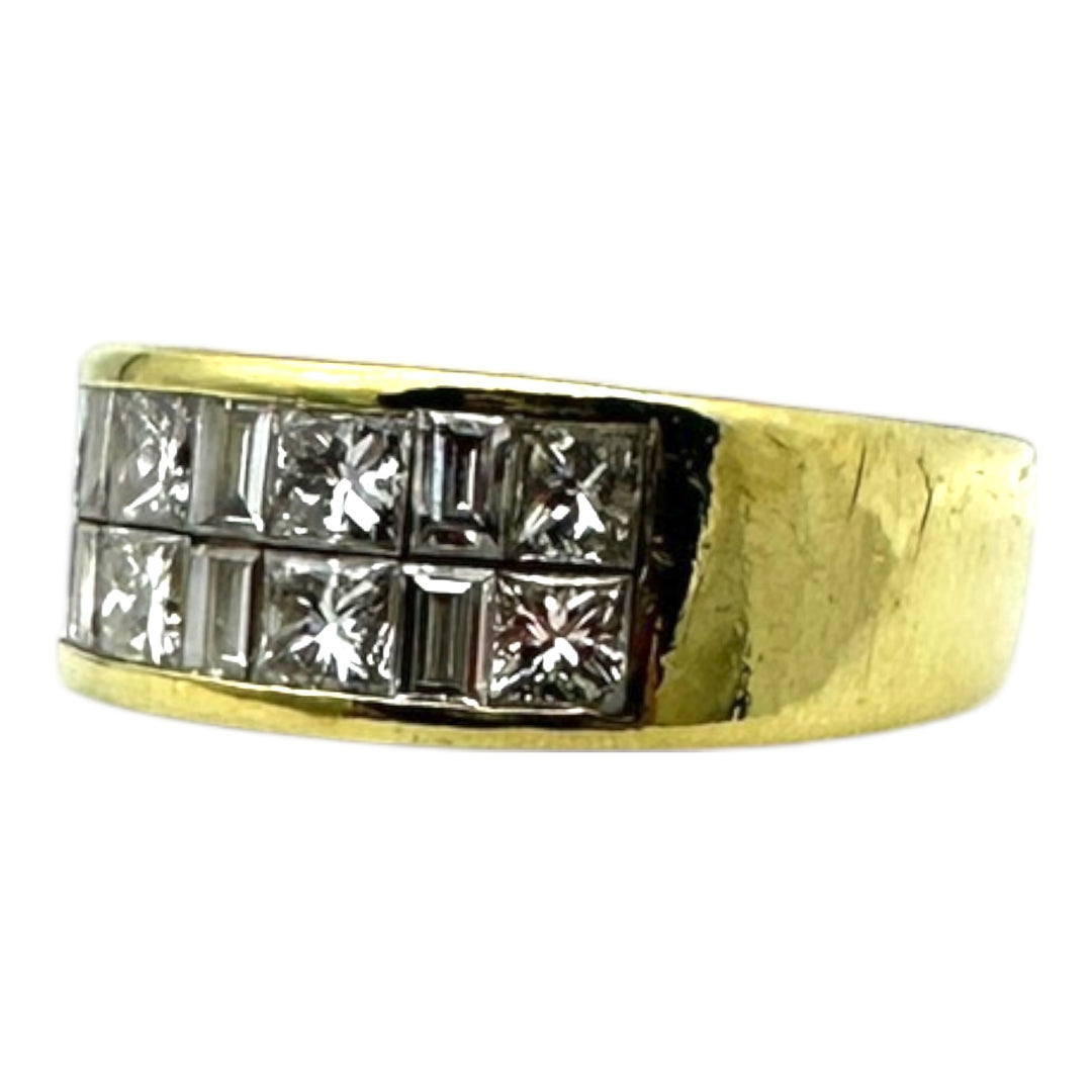 18 karat 2.50 carat two row princess diamond band VS quality