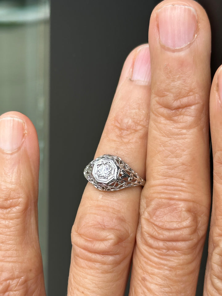 Antique Art Deco .30 Carat Old European Cut Diamond Filigree Ring in 18K White Gold, Circa 1920