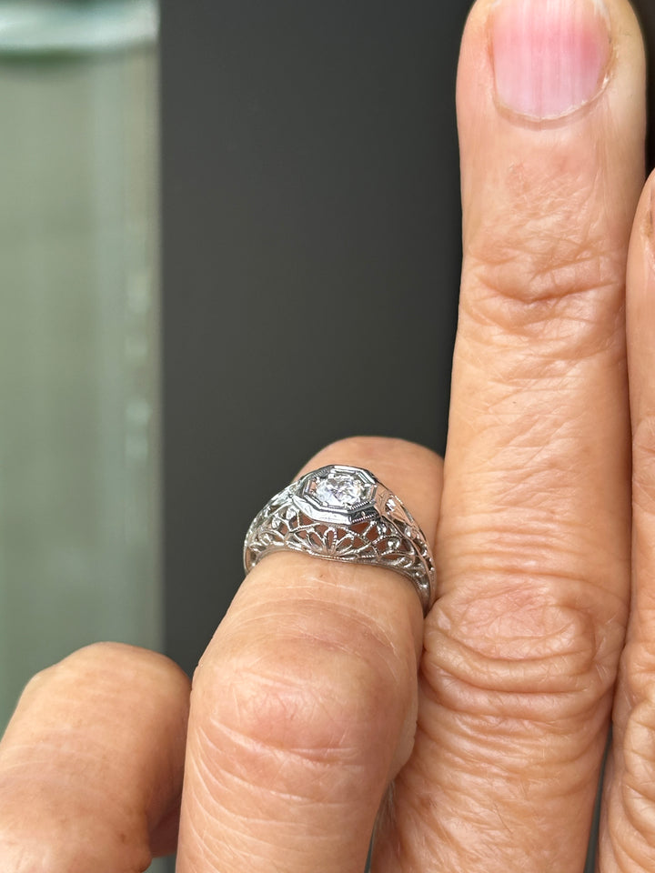 Antique Art Deco .30 Carat Old European Cut Diamond Filigree Ring in 18K White Gold, Circa 1920