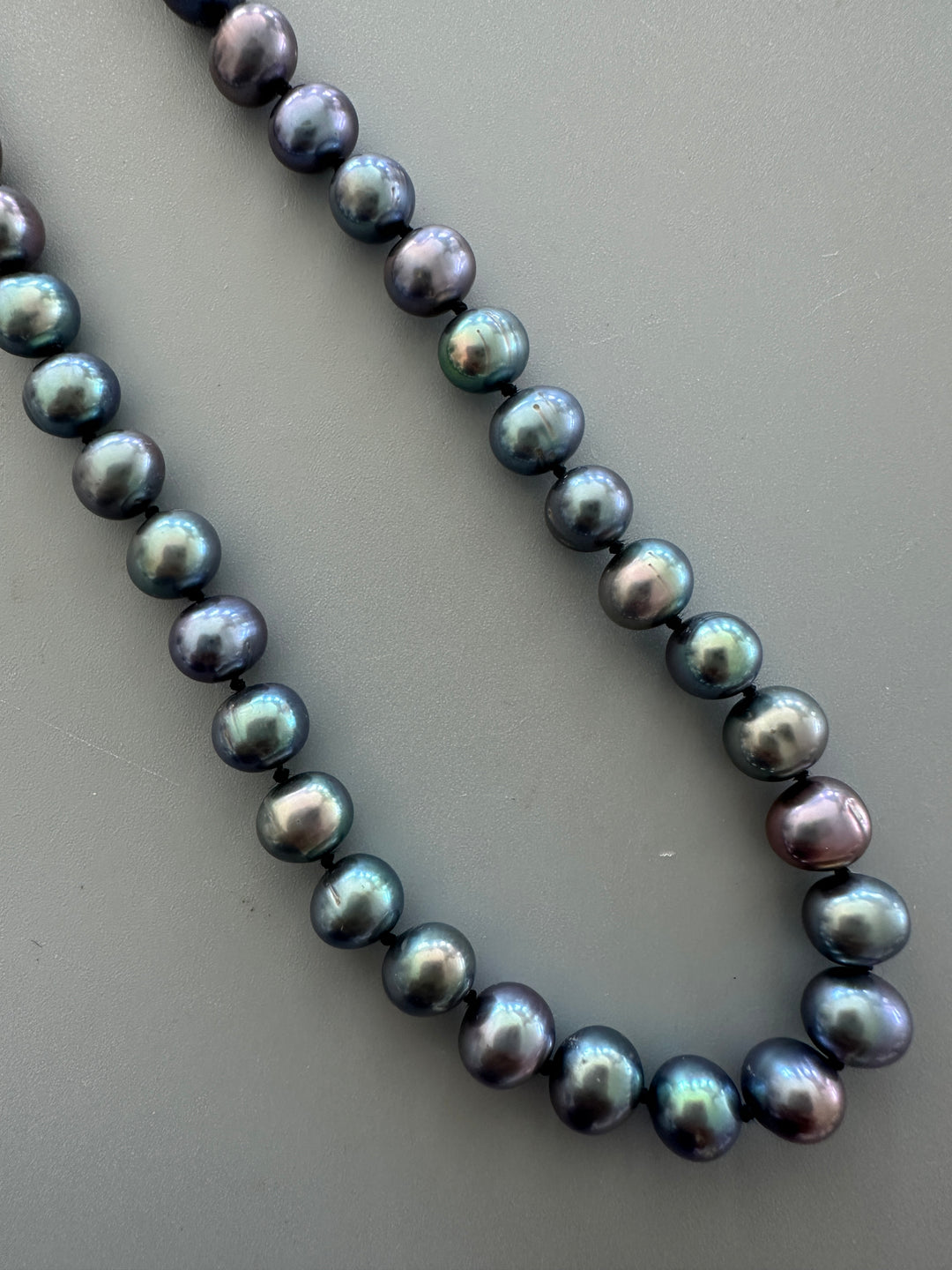 14 karat multicolor, pearl strand 6.5–7 mm Tahitian ￼