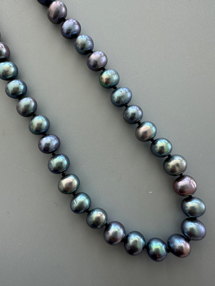 14 karat multicolor, pearl strand 6.5–7 mm Tahitian ￼