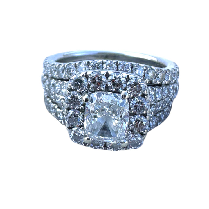 Neil Lane, 2/1/6 carat t.w. 3-Band Cushion Cut Engagement Ring