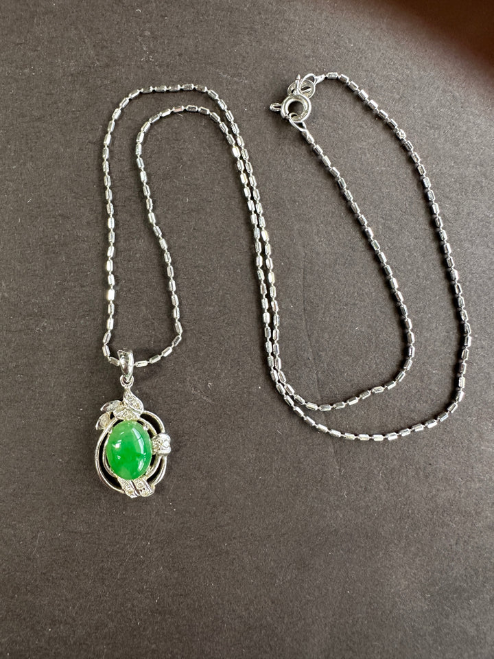 18 karat jade diamond necklace and chain