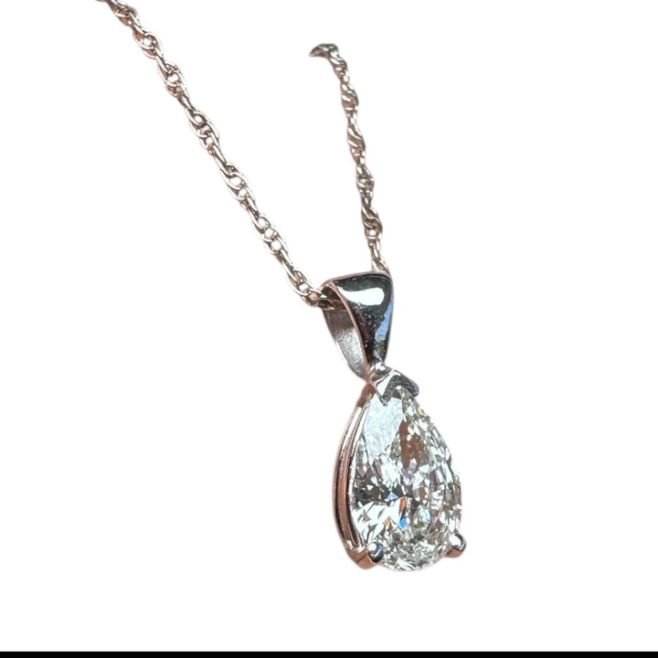 14Kt. Natural .93ct Pear Diamond Certified VS1-H Pendant & Chain