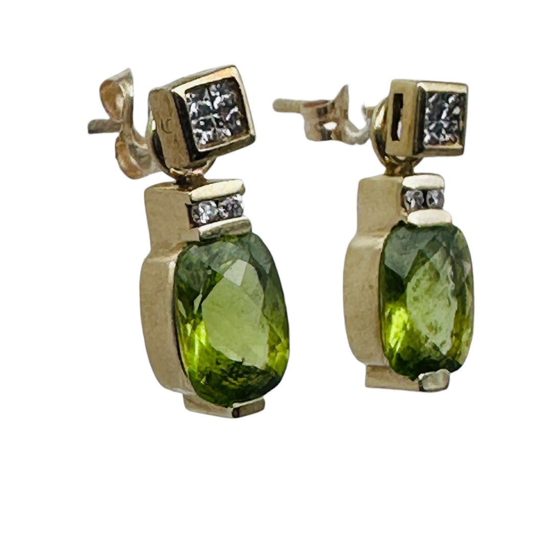 Jacket Earrings, 14 karat tapestry-cut Peridot and princess-cut diamond stud yellow gold