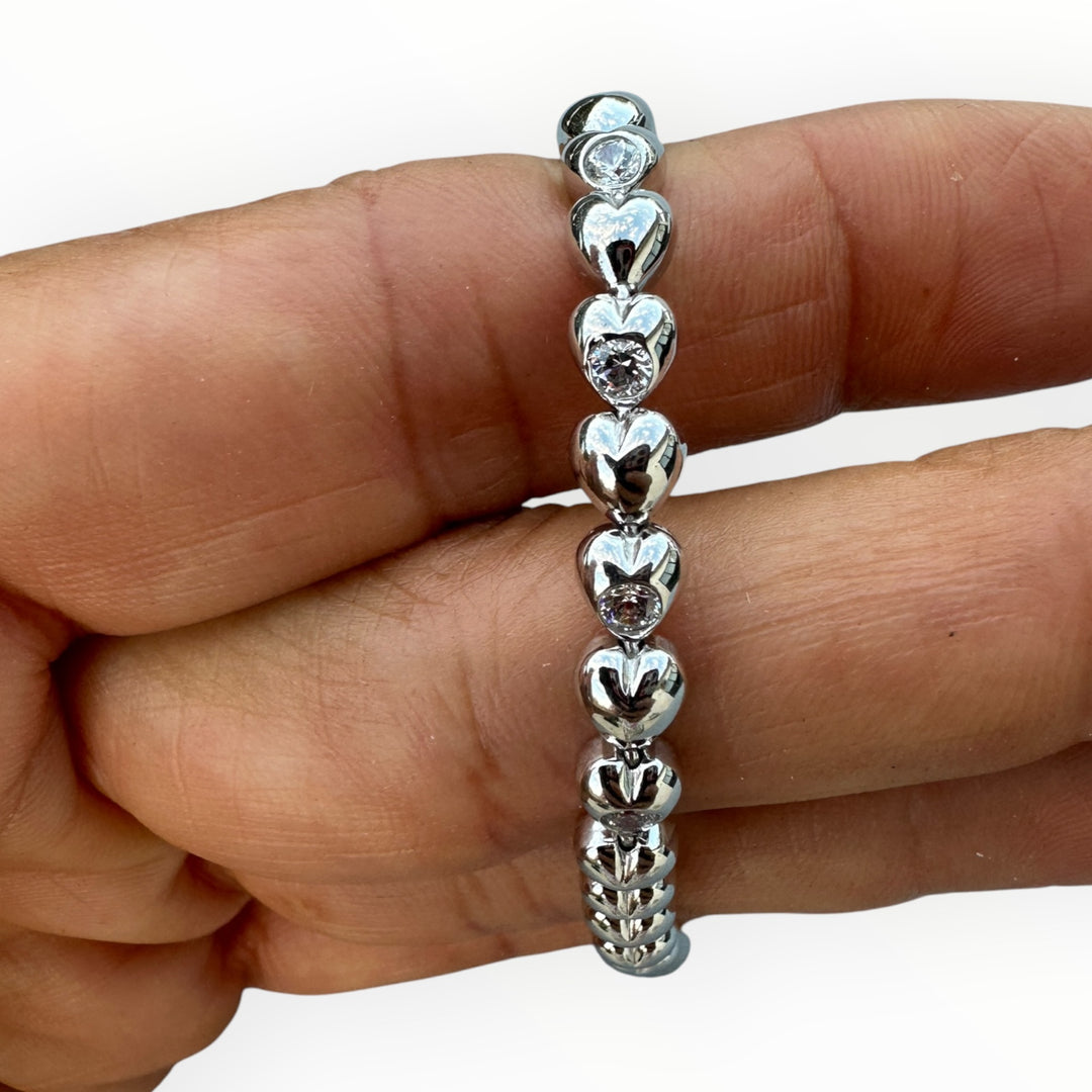 18K White Gold Heart Link Diamond Tennis Bracelet - 2.25 CTW VS-G