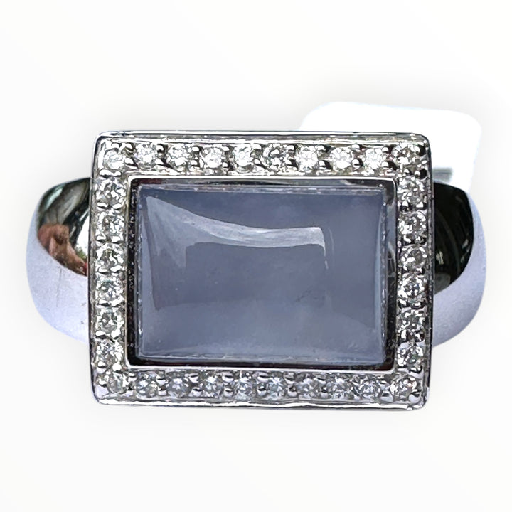 18 karat Chalcedony Cabochon and Diamond Halo Ring