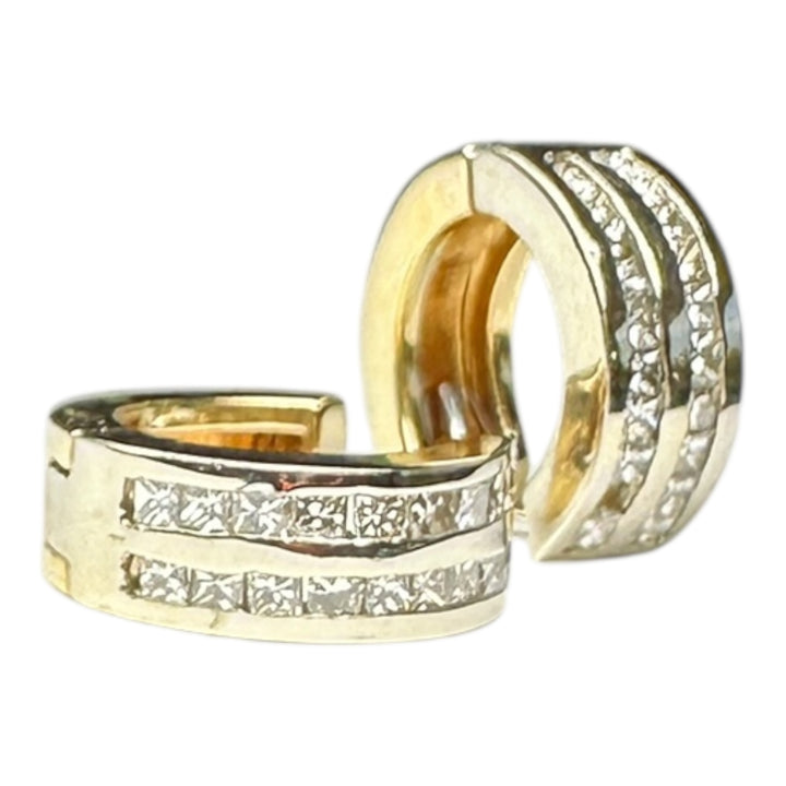 1 carat princess huggie Diamond earrings 14 karat gold