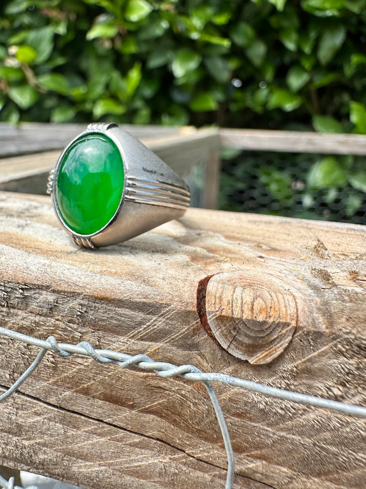 Art Deco, Translucent Vivid, Green 7.5 Carat Jadeite Platinum Ring