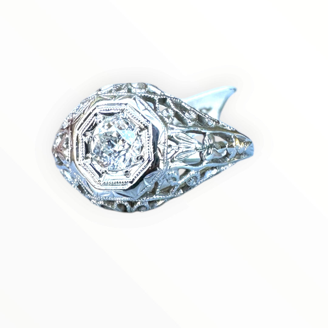 Antique Art Deco .30 Carat Old European Cut Diamond Filigree Ring in 18K White Gold, Circa 1920