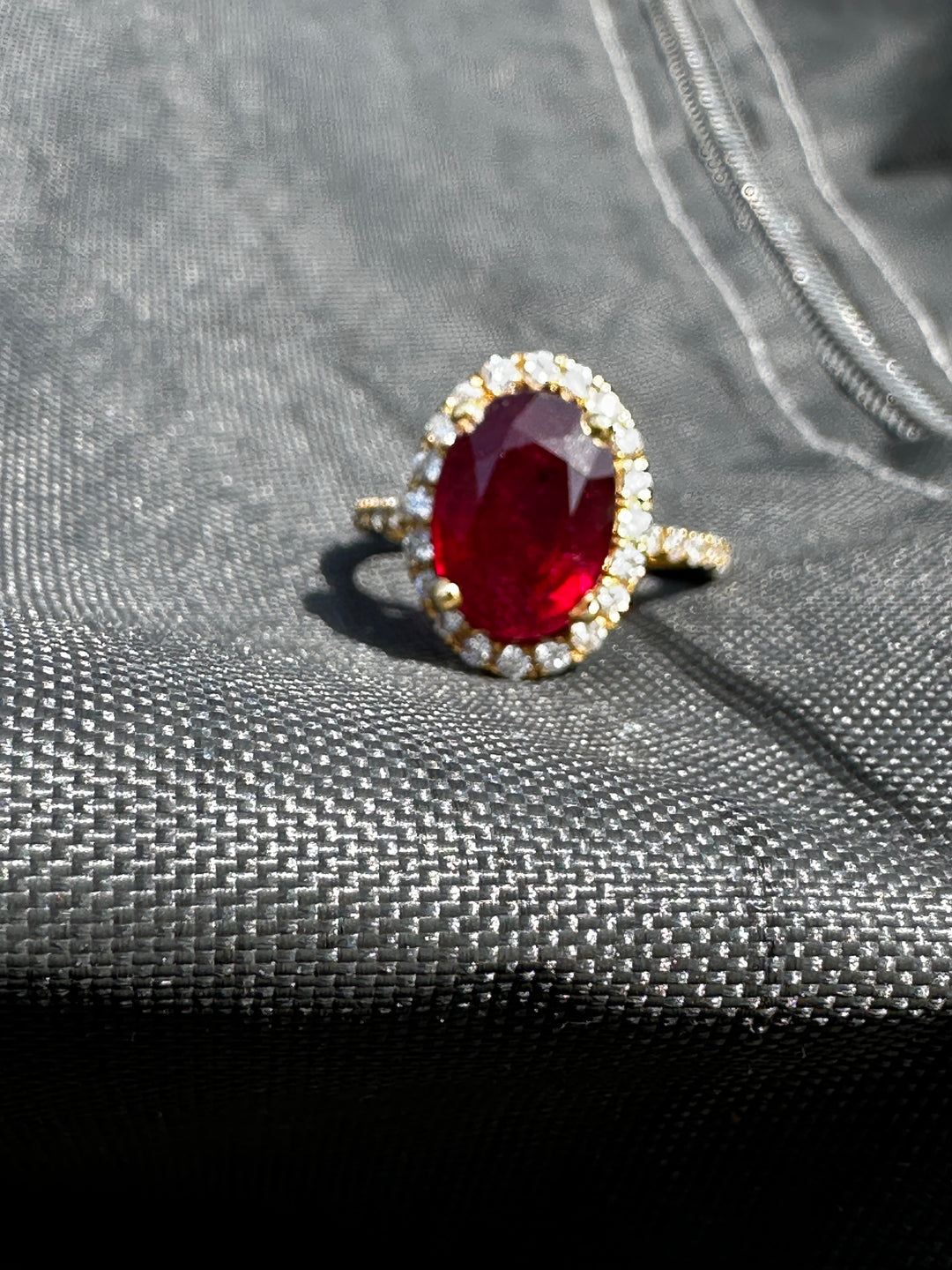 14 karat 3.93 carat red ruby halo ring