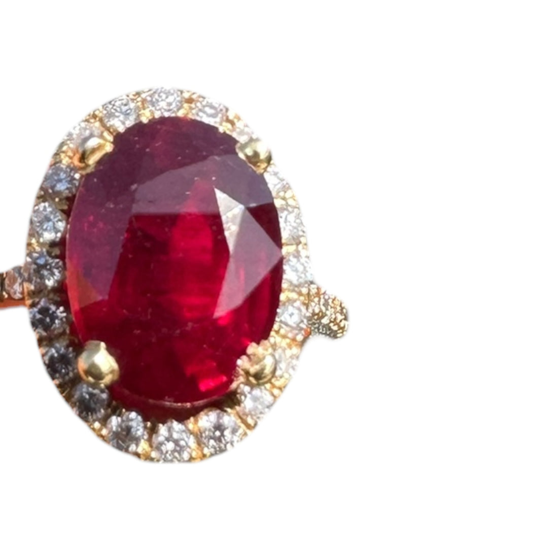 14 karat 3.93 carat red ruby halo ring