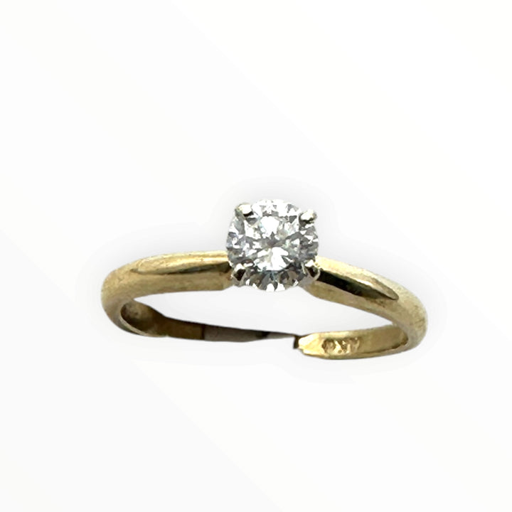 14K Yellow Gold 0.21 Carat Round Brilliant Diamond Solitaire Engagement Ring