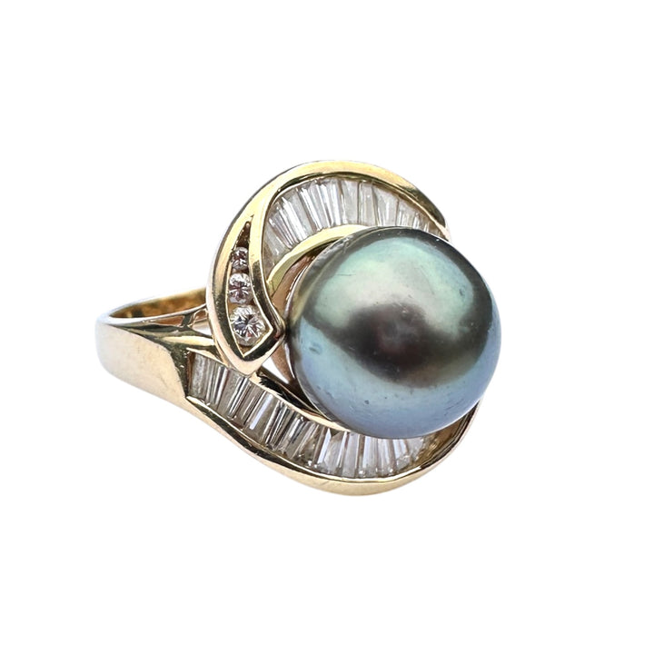 10mm Tahitian Black Pearl & 1.50ct Diamond Ballerina Swirl Cocktail Ring 18kt
